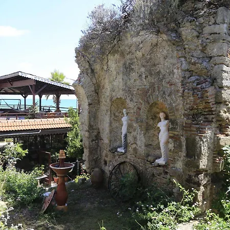 Отель House Сиде