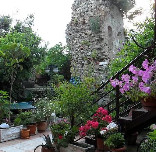 Ξενοδοχείο House 3*